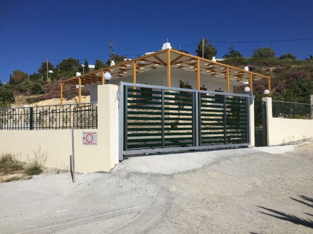 Villas Alexandros Petrino Kalamaki  Extérieur photo